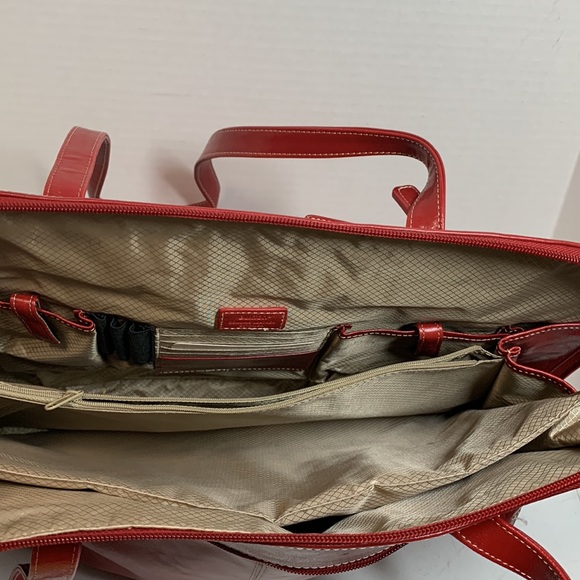 Buxton Euro Leather Business Tote - Picture 4 of 11